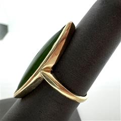 10K Yellow Gold Green Stone Marquee Ring Sz: 5.5 - 3.98G!